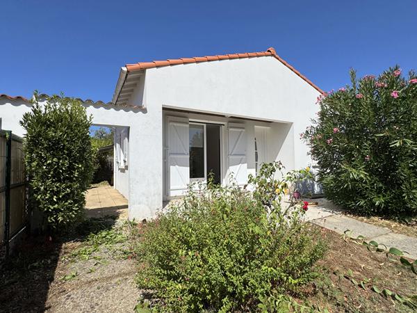 Maison 4 pièce(s) 77 m2 Royan Maison 4 pièce(s) 77 m2 Royan