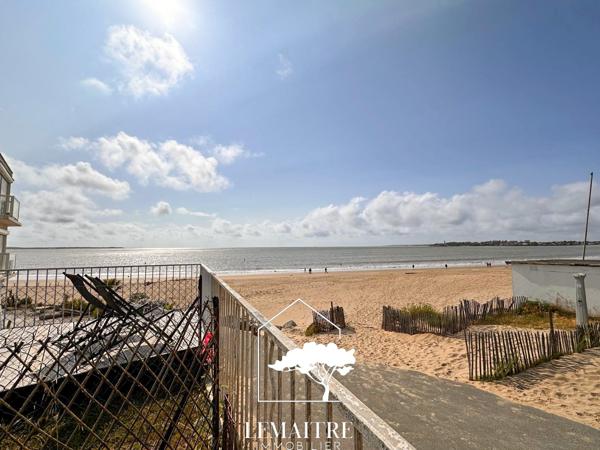 T2 pied dans le sable