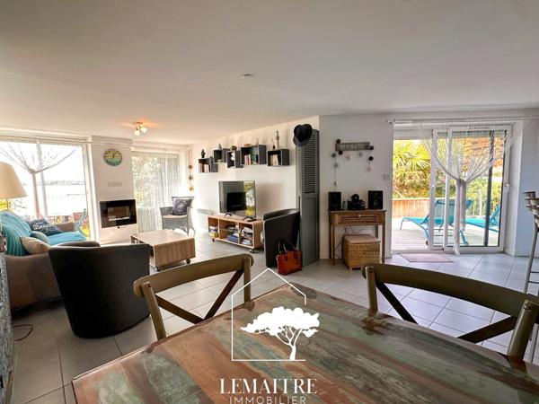 T2 pied dans le sable