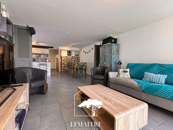 T2 pied dans le sable