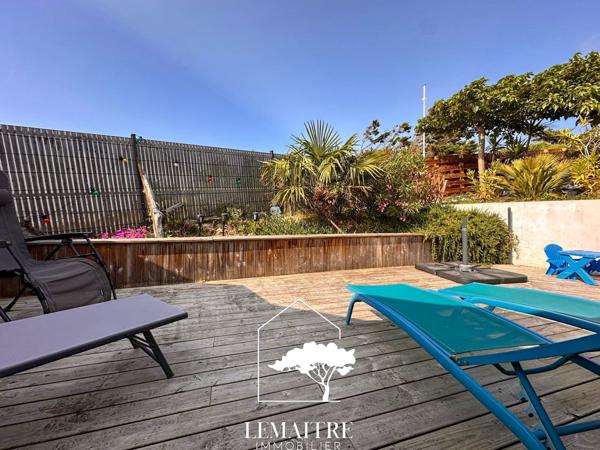 T2 pied dans le sable