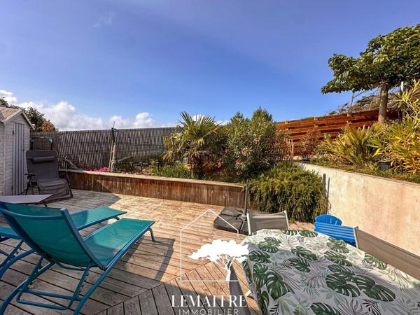 T2 pied dans le sable