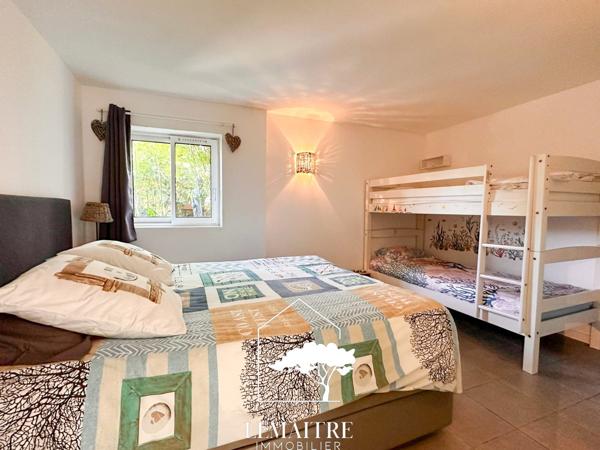 T2 pied dans le sable