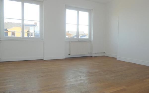 Appartement à louer    3 pièces •  Le Creusot