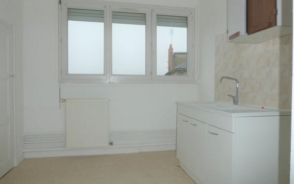 Appartement à louer    3 pièces •  Le Creusot