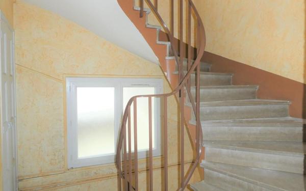 Appartement à louer    3 pièces •  Le Creusot