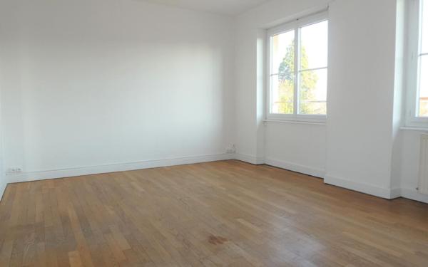 Appartement à louer    3 pièces •  Le Creusot