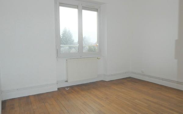 Appartement à louer    3 pièces •  Le Creusot