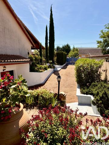 Maison à vendre 9 pièces 168 m² Meyzieu