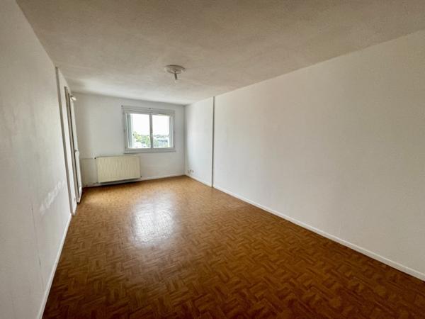 Appartement à louer 696 € CC Toulouse 2 p 53 m² DPE E