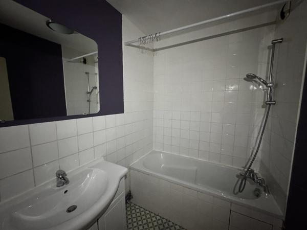 Appartement à louer 696 € CC Toulouse 2 p 53 m² DPE E