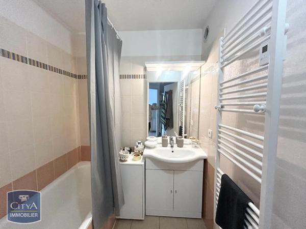 Appartement à louer 3 pièces 66.75m² Chalon-sur-Saône (71100)