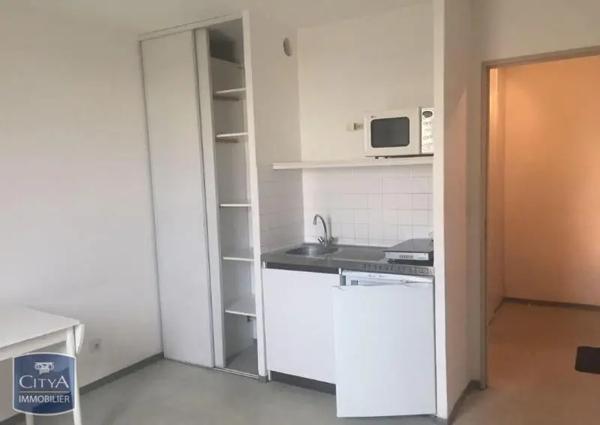 Appartement à louer 1 pièce 18.03m² Tours (37200)