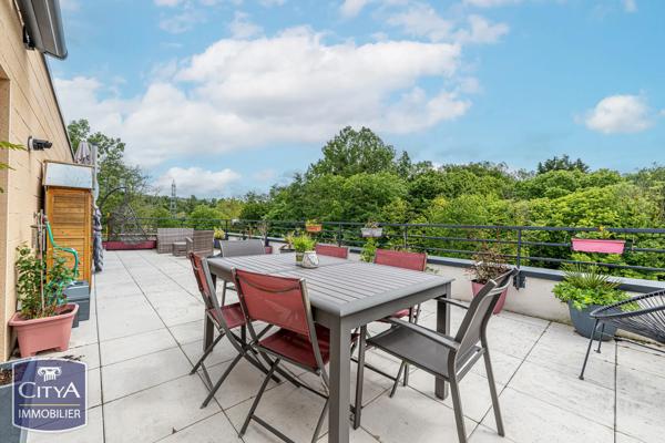 Appartement à vendre 4 pièces 91m² Mondeville (14120)