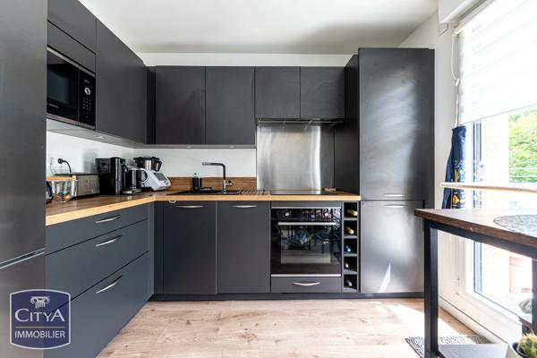 Appartement à vendre 4 pièces 91m² Mondeville (14120)