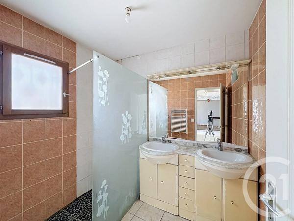 Maison à vendre  5 pièces - 102,99 m 2   FLEURANCE  - 32