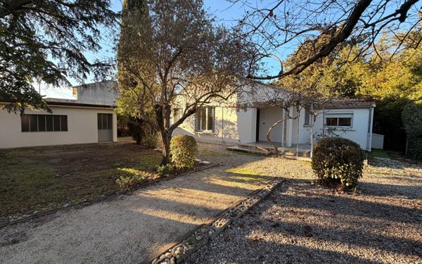 Maison à vendre    4 pièces •  Morières-lès-Avignon