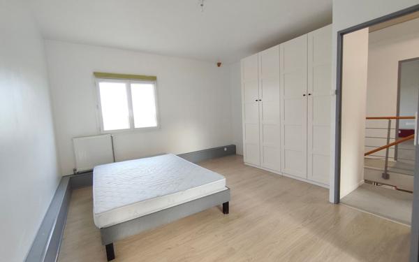 Maison à vendre    5 pièces • 149 m2 Épône