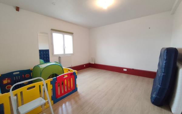 Maison à vendre    5 pièces • 149 m2 Épône