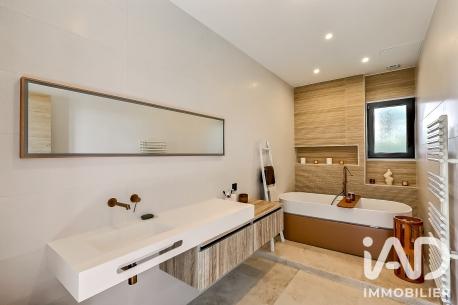 Maison à vendre 5 pièces 190 m² Saint-Siffret