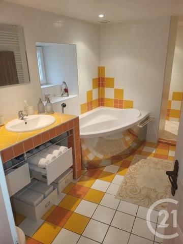 Maison à vendre  5 pièces - 252 m 2   MONTROZIER  - 12