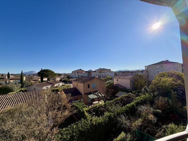 Appartement 3 pièces avec terrasse