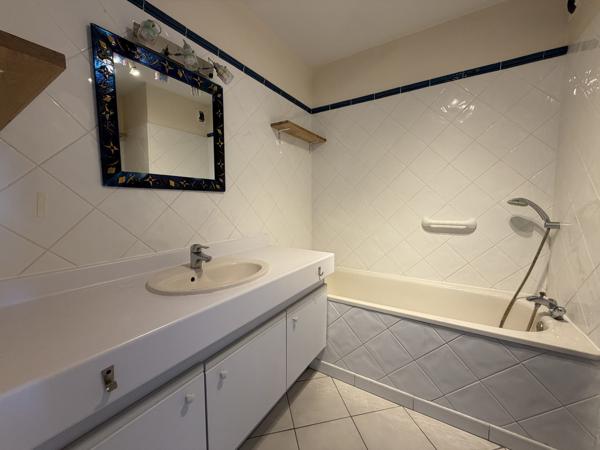 Appartement 3 pièces avec terrasse