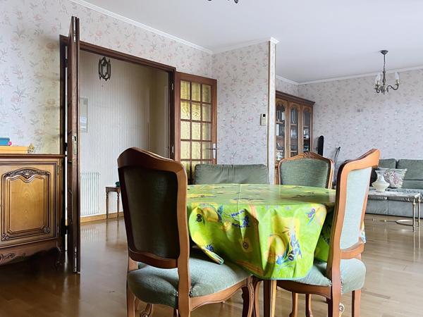 Coeur de ville balcon, terrasse et grand box fermé