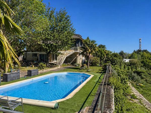 Vente Maison 9 pièces 258 m2 à Brive-la-Gaillarde