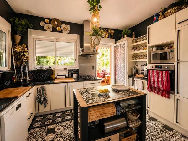 Vente Maison 9 pièces 258 m2 à Brive-la-Gaillarde