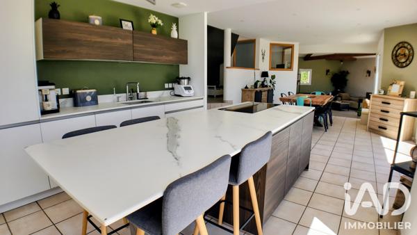 Maison à vendre 7 pièces 196,58 m² Monistrol-sur-Loire