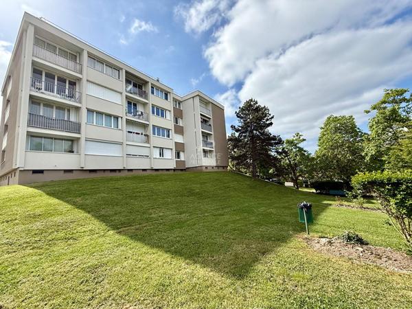 Appartement Carrières Sur Seine 2 pièce(s) 47.52 m² €189 000 ** - Référence 5742