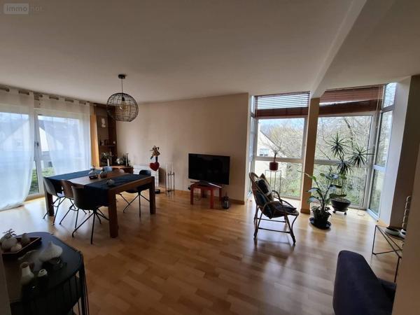 Appartement à vendre à Rennes en Ille-et-Vilaine (35000), ref : 006/2152   
RENNES-VERN