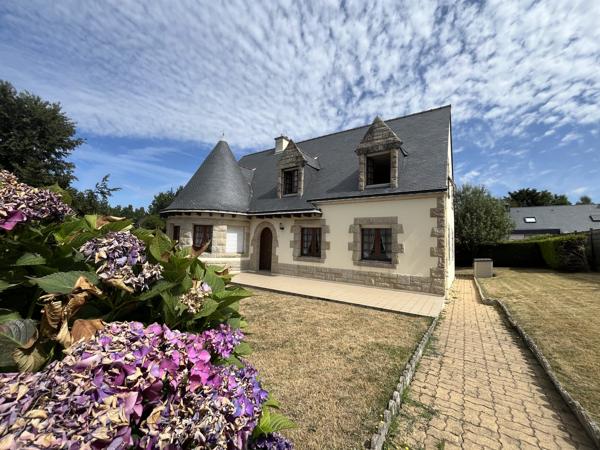 A VENDRE GRANDE MAISON FAMILIALE SUR 1000 m² de terrain