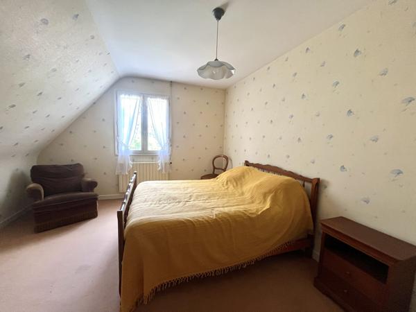 A VENDRE GRANDE MAISON FAMILIALE SUR 1000 m² de terrain