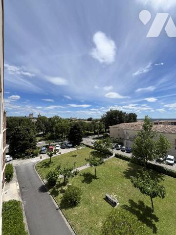 APPARTEMENT CENTRE UZES