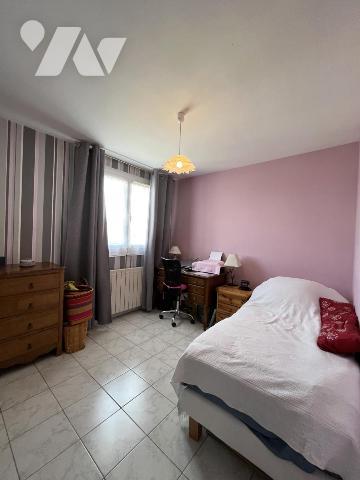 APPARTEMENT CENTRE UZES