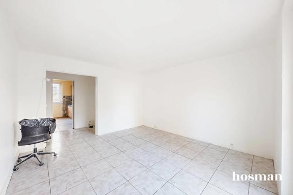 Appartement 3 pièces - balcon - entièrement rénové - 10min Metro 11 et Rosny 2