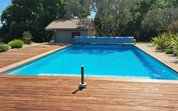 Maison à vendre    6 pièces •  Largentière