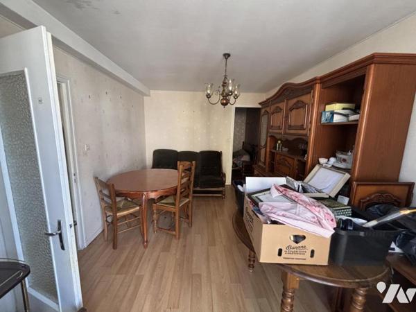 Immeuble à usage mixte de commerce et d'habitation