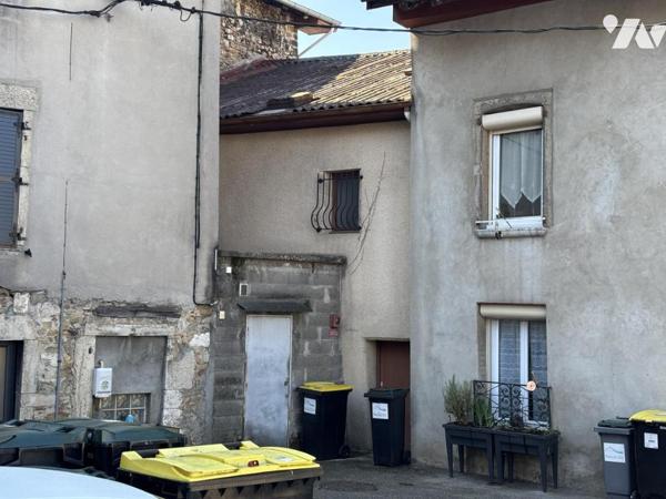 Immeuble à usage mixte de commerce et d'habitation