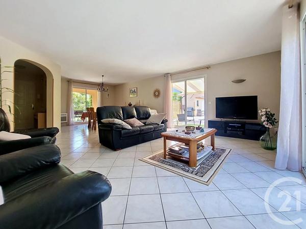 Maison à vendre  6 pièces - 177,26 m 2   CERET  - 66