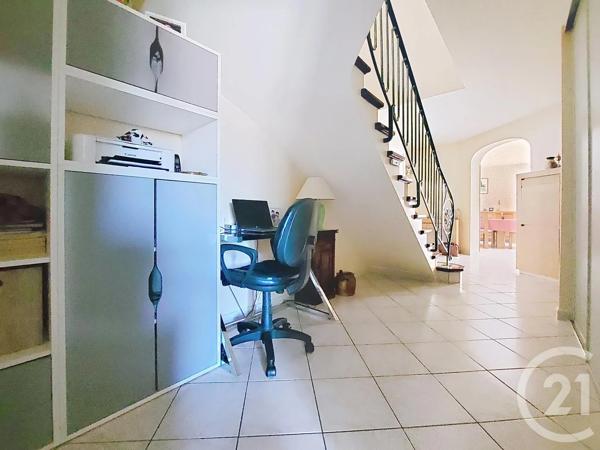 Maison à vendre  6 pièces - 177,26 m 2   CERET  - 66