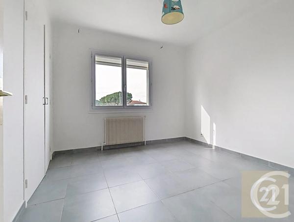 Maison à vendre  5 pièces - 105 m 2   BEZIERS  - 34