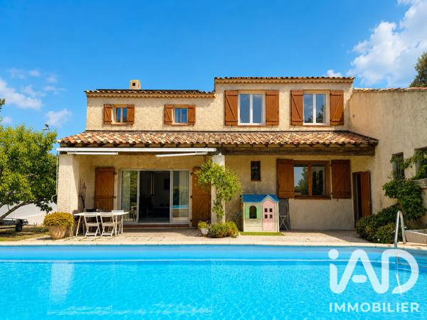 Maison à vendre 8 pièces 138 m² Sanary-sur-Mer