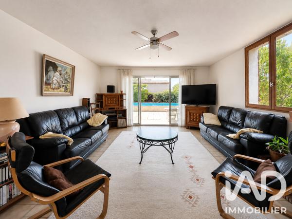 Maison à vendre 8 pièces 138 m² Sanary-sur-Mer
