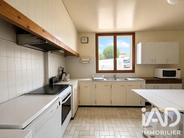 Maison à vendre 8 pièces 138 m² Sanary-sur-Mer