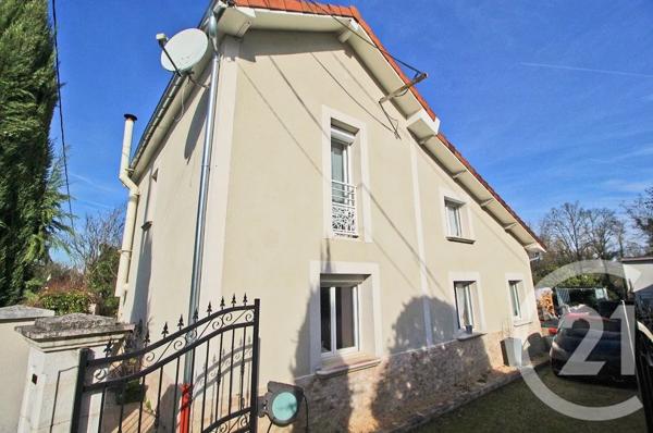 Maison à vendre  5 pièces - 105 m 2   ST MAURICE DE BEYNOST  - 01