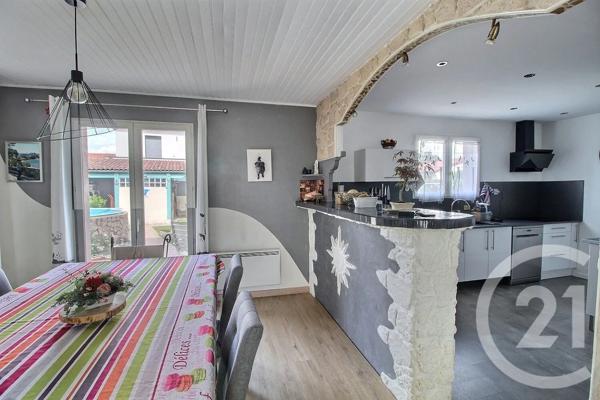 Maison à vendre  5 pièces - 105 m 2   ST MAURICE DE BEYNOST  - 01