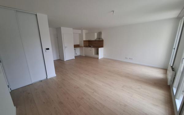 Appartement à louer    3 pièces • 68,79 m2 Compiègne